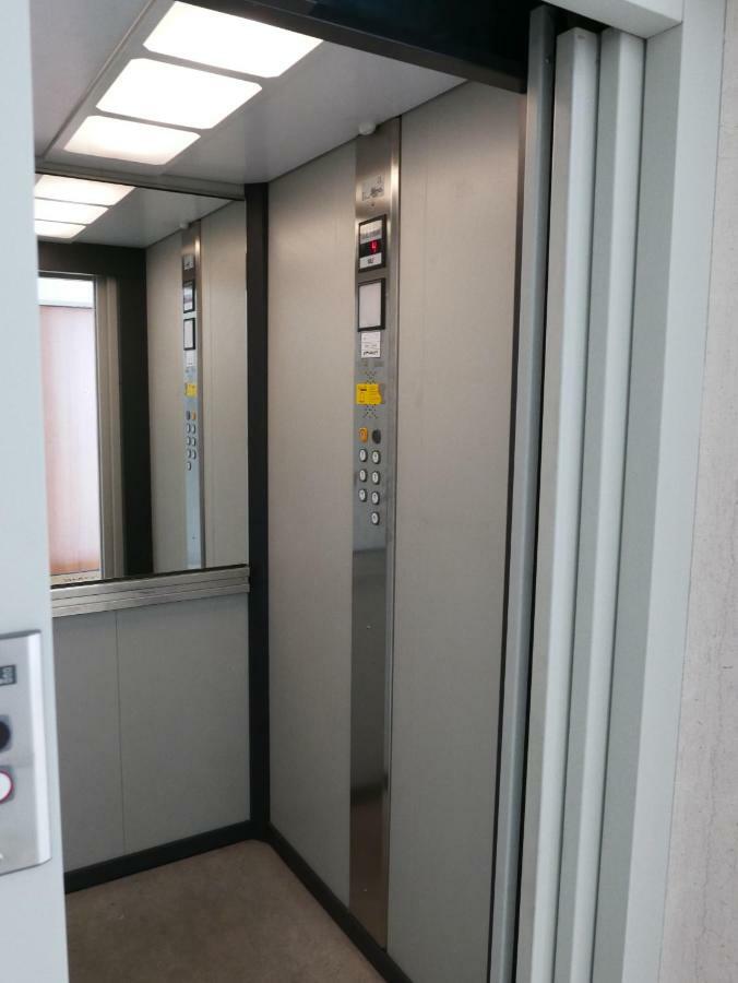 Travel Fiera Apartment Bologna Luaran gambar