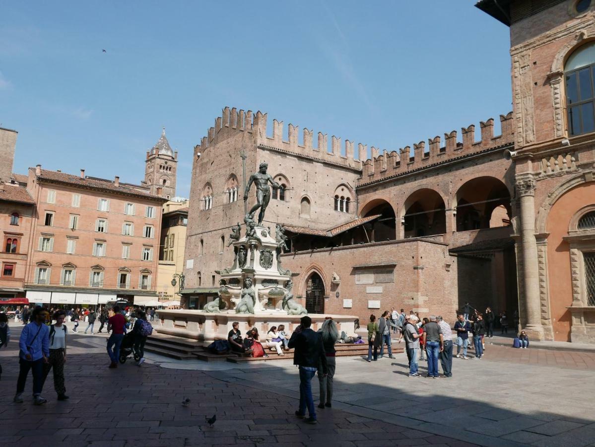 Travel Fiera Apartment Bologna Luaran gambar